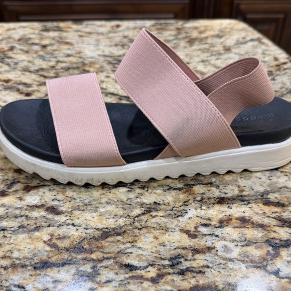 Madden Girl Pink Strap Sandals - Picture 3 of 10